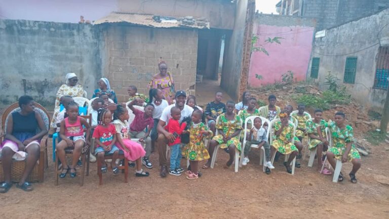 NOËL POUR TOUS – Quand la Miséricorde prend le visage d’un sourire